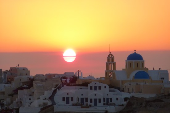 I had to include one more Santorini sunset - I couldn't help myself!