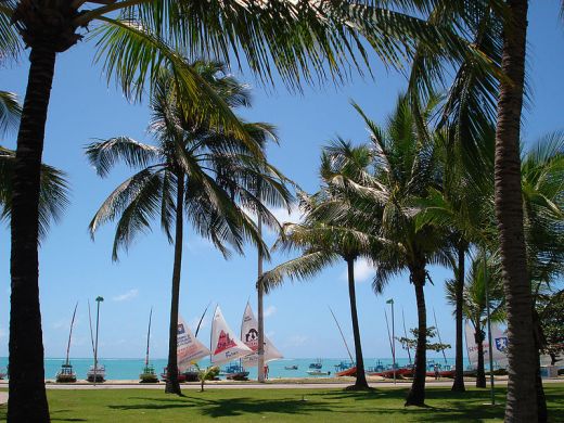 Praia de Pajuçara boardwalk, Maceió: photo credit Dario Sanches 