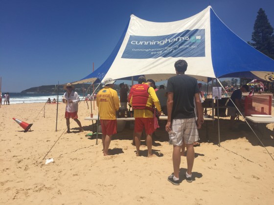 Lifeguard, lifeguard, lifeguard, Aaron!